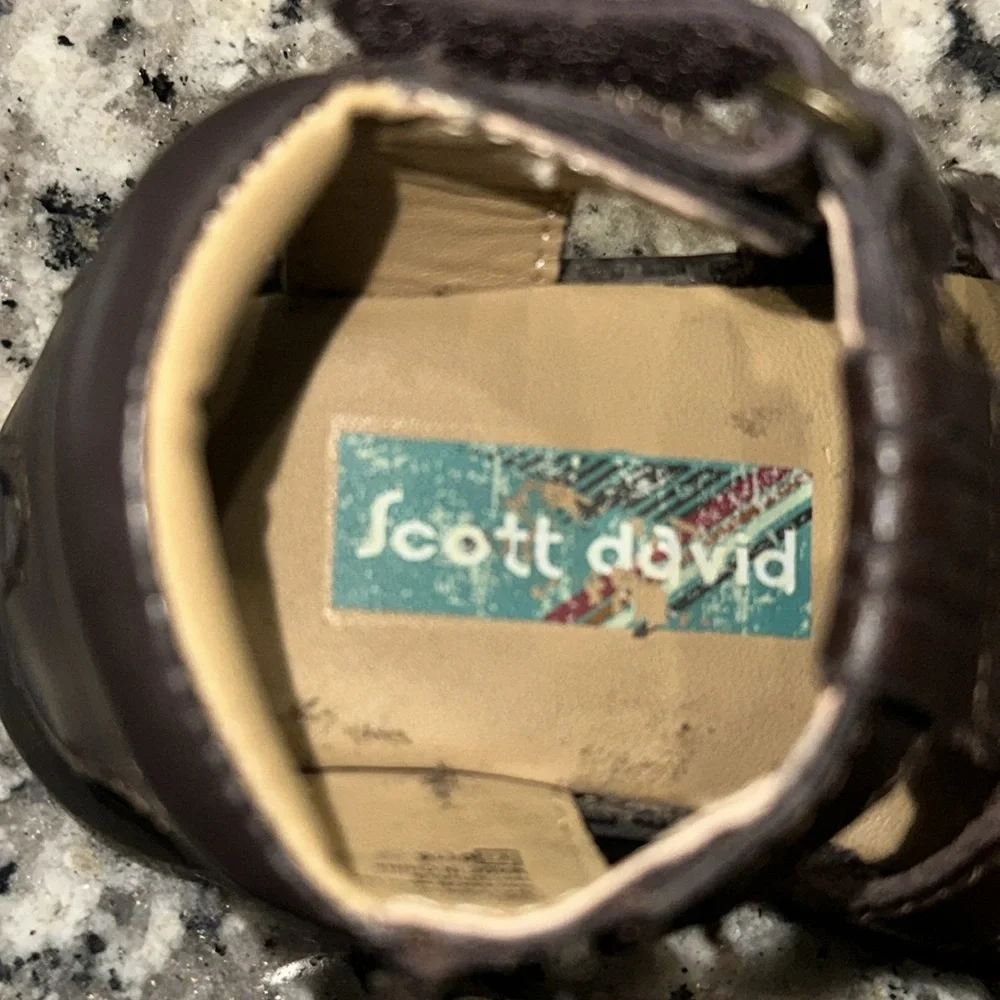 Scott David Leather Sandals Brown with Velcro adjustable closure Size 3 Baby